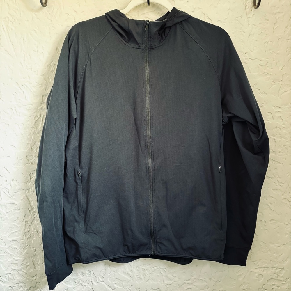 Uniqlo Men's Black Hooded Jacket | Size M